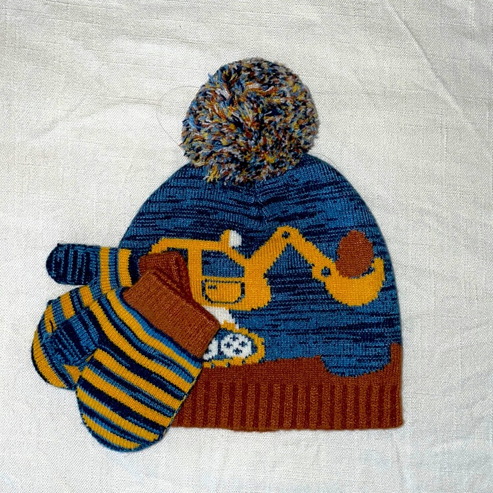 Infant hat/glove set